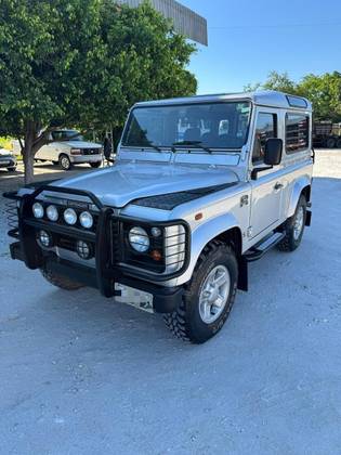 LAND ROVER DEFENDER 2.5 90 CSW 4X4 TURBO INTERCOOLER DIESEL 2P MANUAL